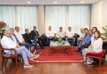 Acevedo encabezó un encuentro con legisladores para debatir los próximos pasos de la reforma electoral