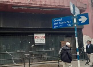 Caída de mampostería en edificio histórico de Tucumán genera alerta