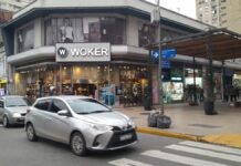 Comerciantes conmemoran su día en medio de desafíos