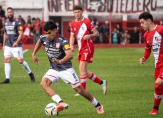 San Martín de Tucumán empató sin goles con Deportivo Maipú