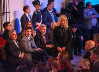 Intendente Chahla participó de la vigilia por la Independencia